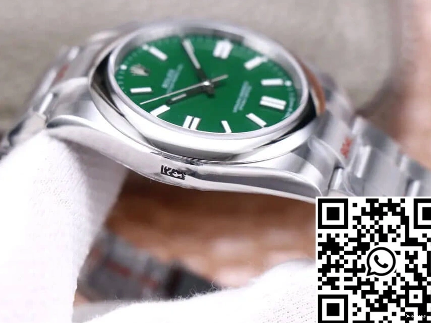 M124300-0005 Factory Green Oyster Perpetual EW 41MM Rolex Dial 1108